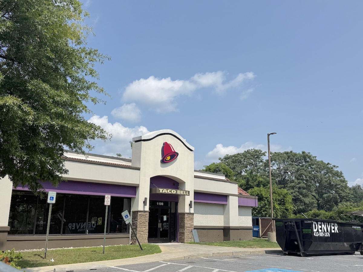 Taco Bell takes a break on the Pike